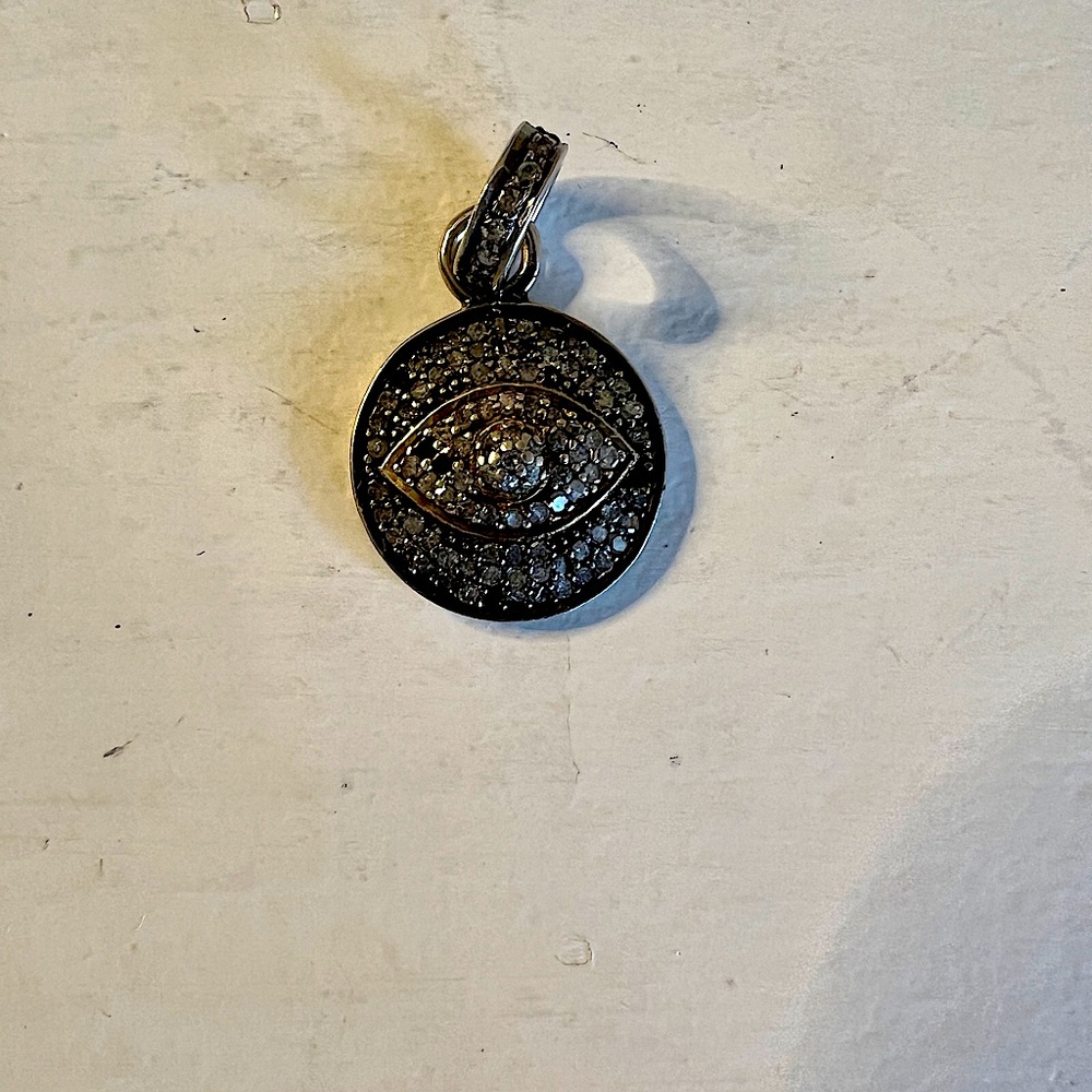 Eye pendant